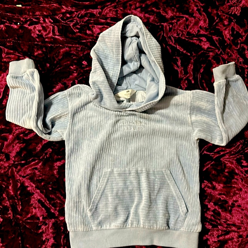 Kids clothing